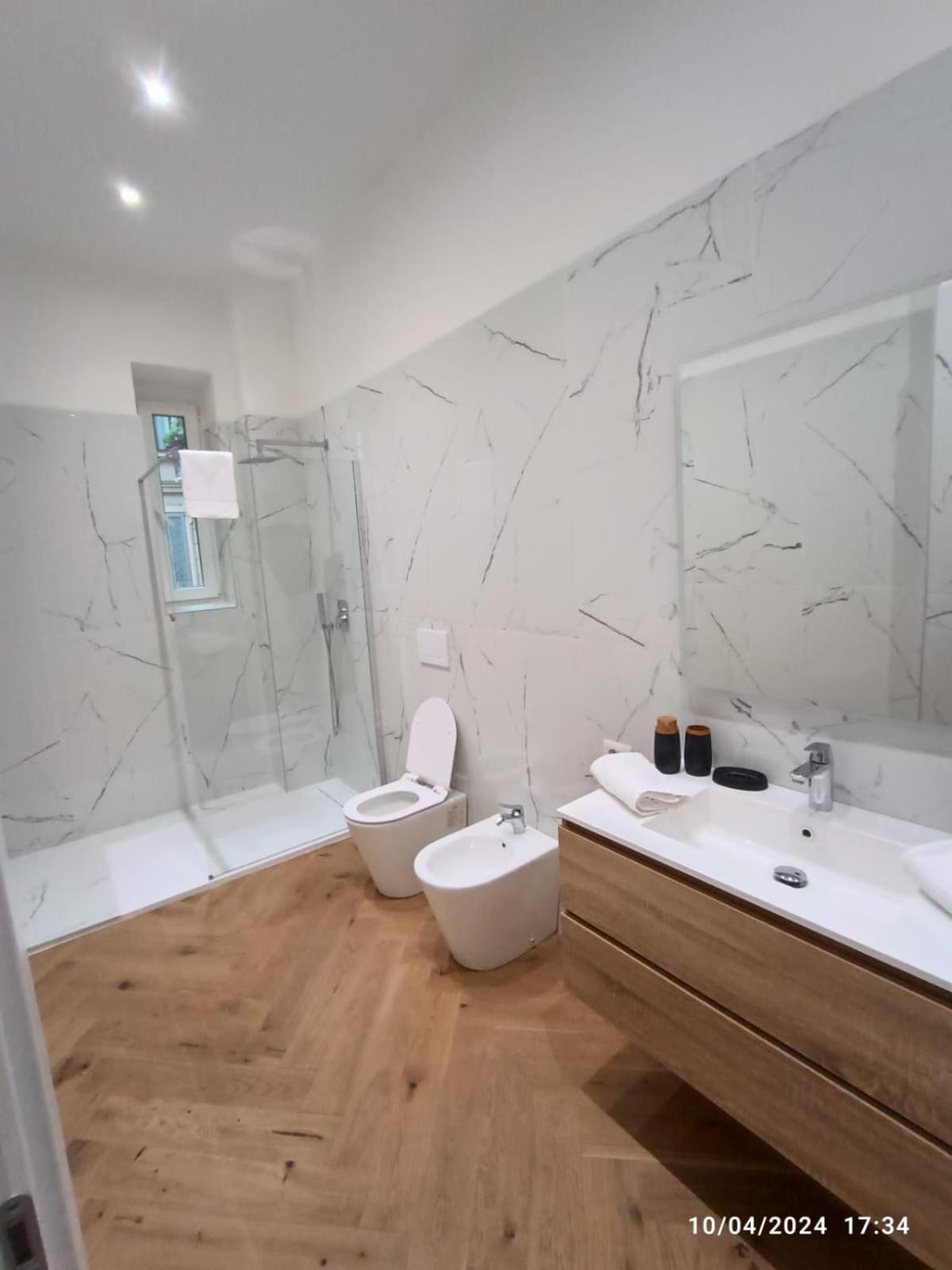 Be-C0 Centrale New Double Suite Милано Екстериор снимка