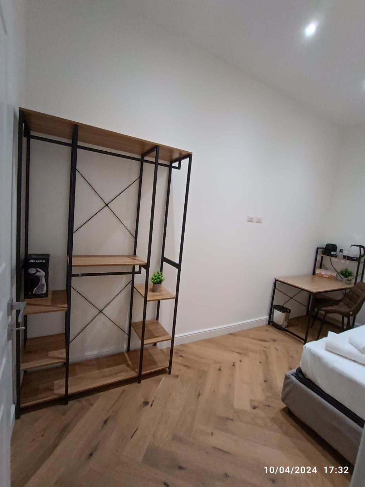 Be-C0 Centrale New Double Suite Милано Екстериор снимка